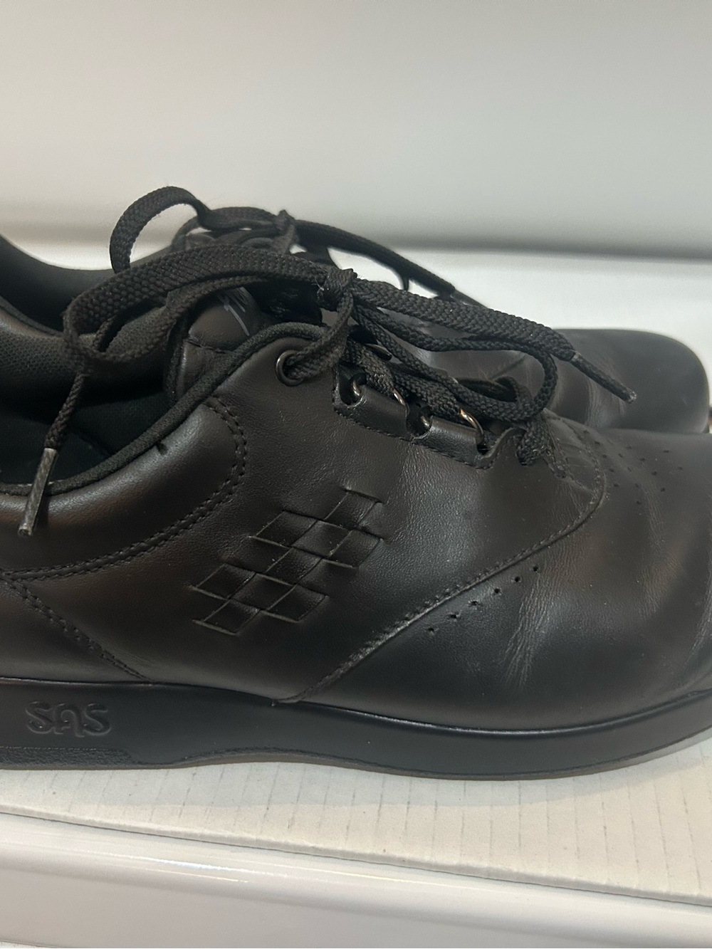 SAS Women’s Size 10 Free Time Black Leather Lace-Up Comfort Shoe